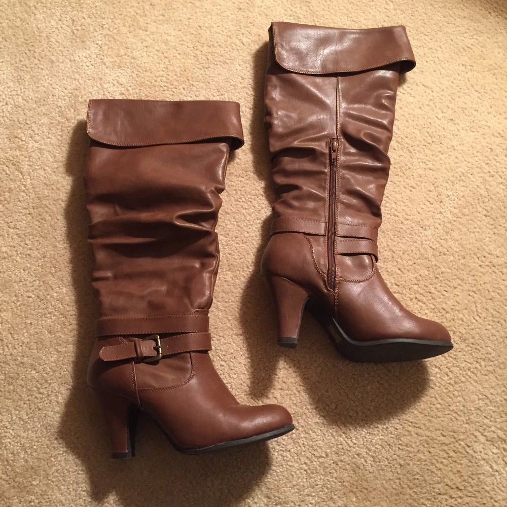 Forever 21 Faux Leather Foldover Heel Boots